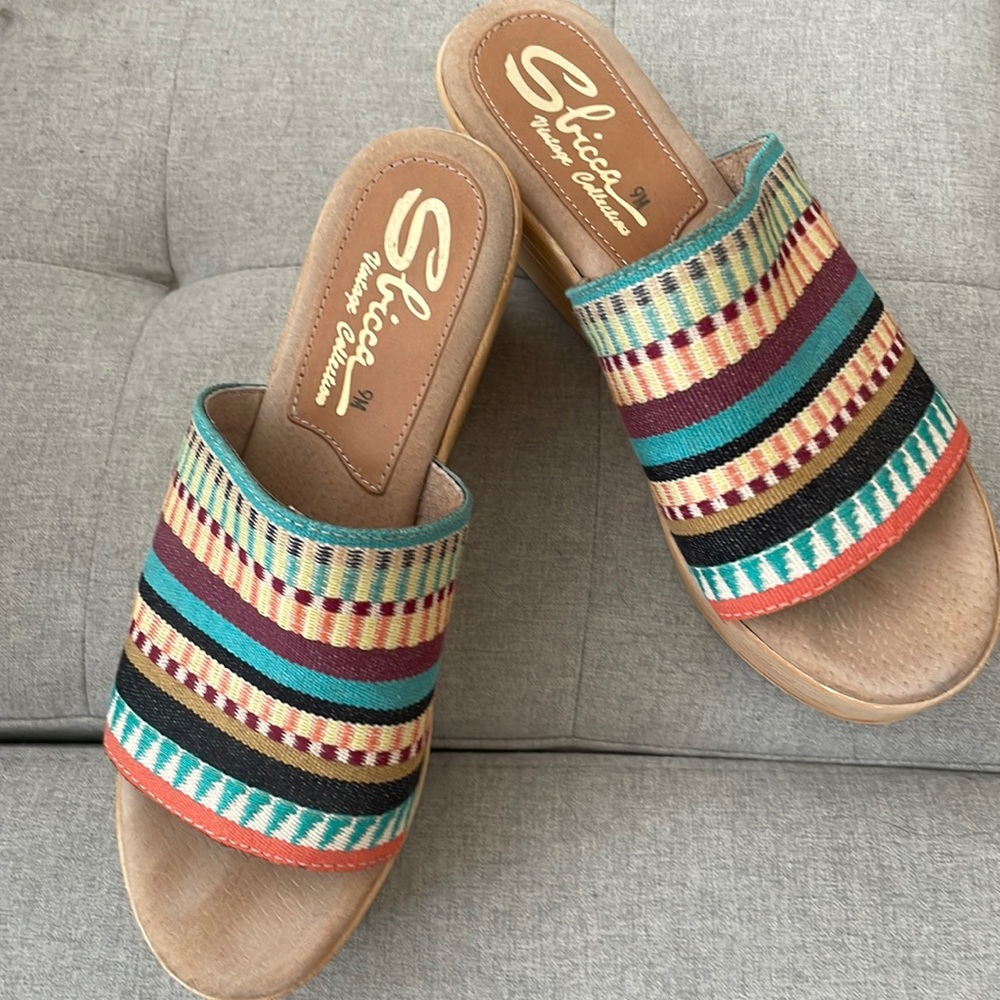 Vintage Collection Sbicca slide platforms